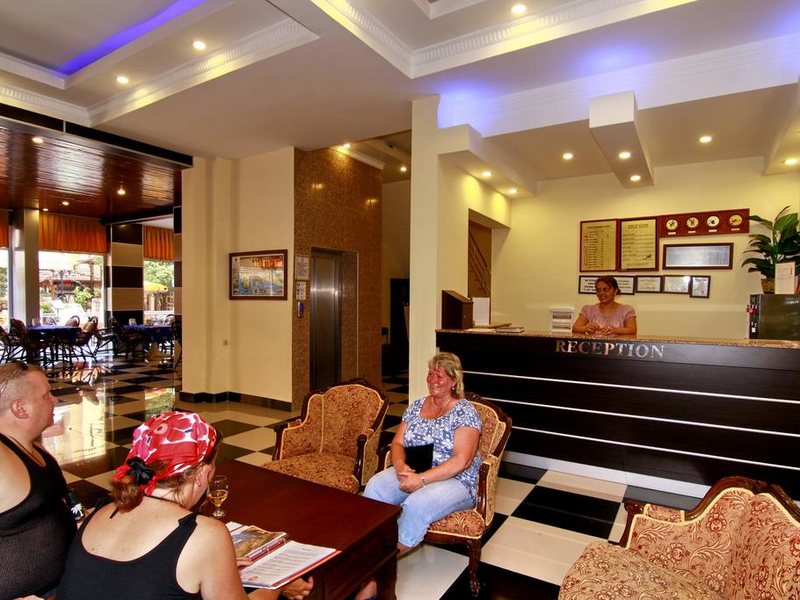 Клеопатра анталья. Отель Kleopatra Bavyera 3*. Отель Клеопатра Алания. Kleopatra Bavyera Hotel завтрак. Клеопатра Реми отель Турция.