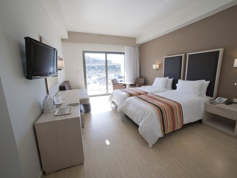 Levante Beach Resort 306177