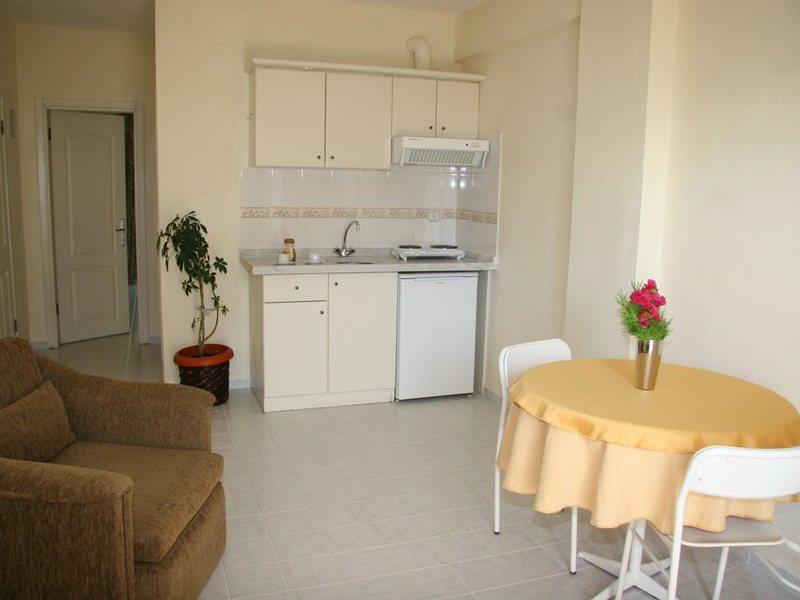 Life Apartment 280252