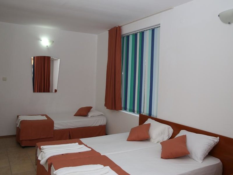 Mappy Holidays Aparthotel 317004