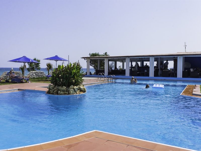 Mari Beach Hotel 306274