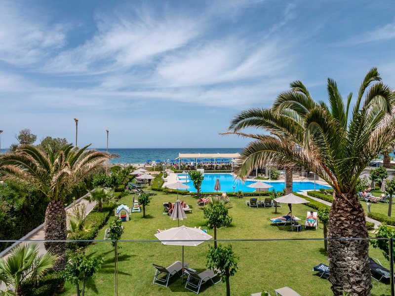 Marinos Beach Hotel 286810