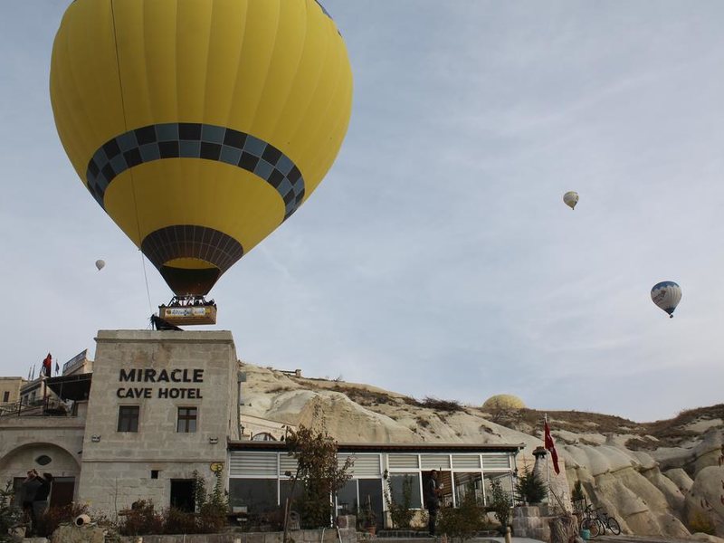 Miracle Cave Hotel 304678