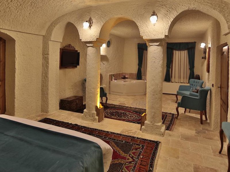 Miracle Cave Hotel 304686