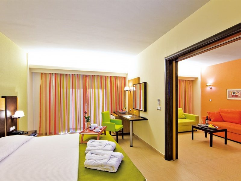 Mistral Hotel 288578