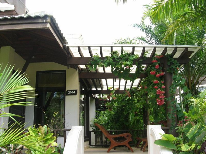 Mukdara Beach Villa & Spa Resort 208064