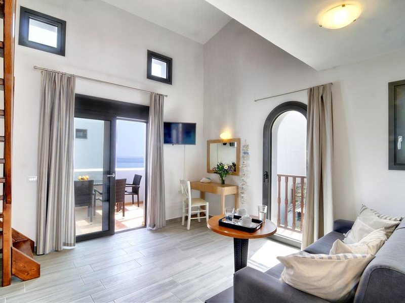 Myrtos Mare Suites 219072