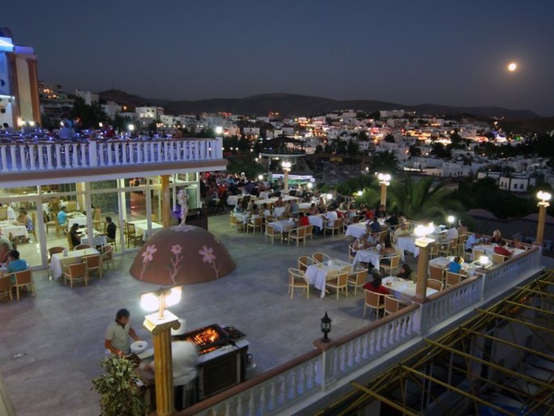 Phoenix sun bodrum 4. Феникс Сан Бодрум. Phoenix Sun Hotel 4*. Phoenix Sun Hotel Bodrum. Phoenix Sun Hotel 4 Турция Бодрум.