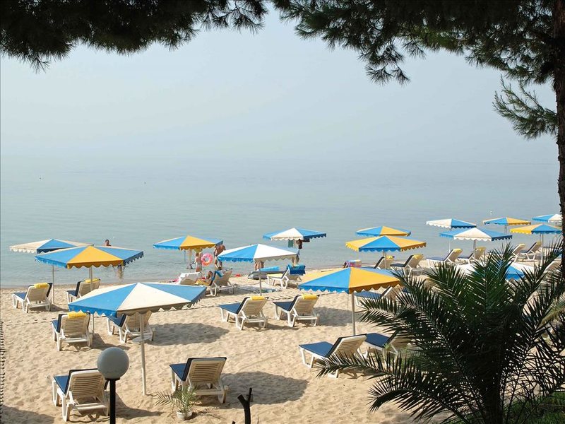 Porfi Beach Hotel 251593