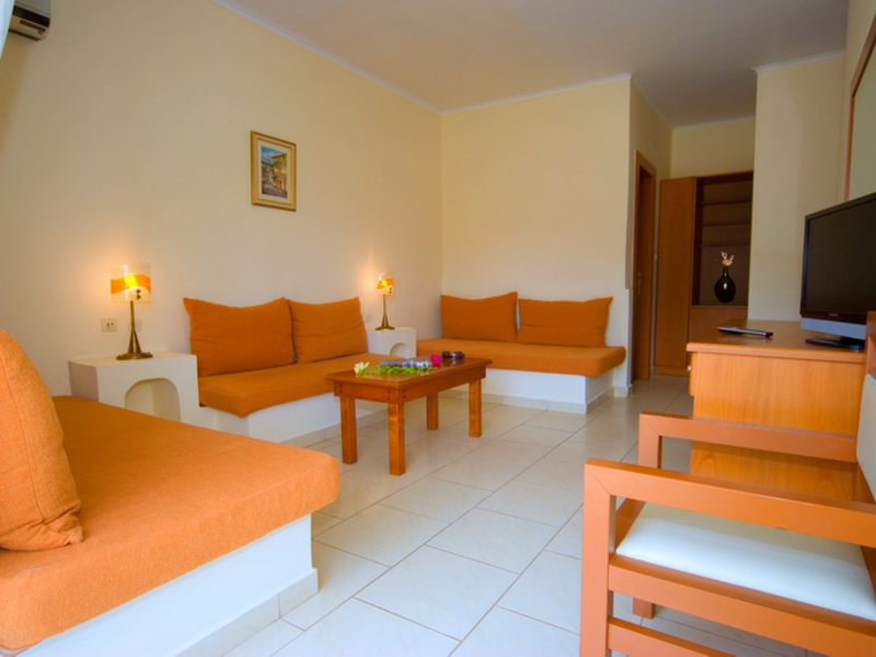 Porfi Beach Hotel 251594