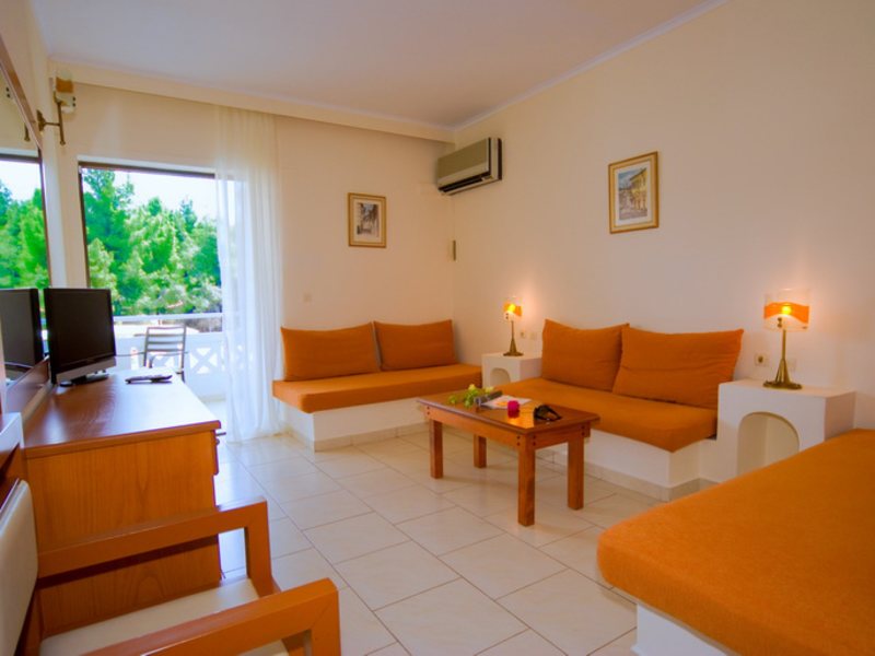 Porfi Beach Hotel 251597