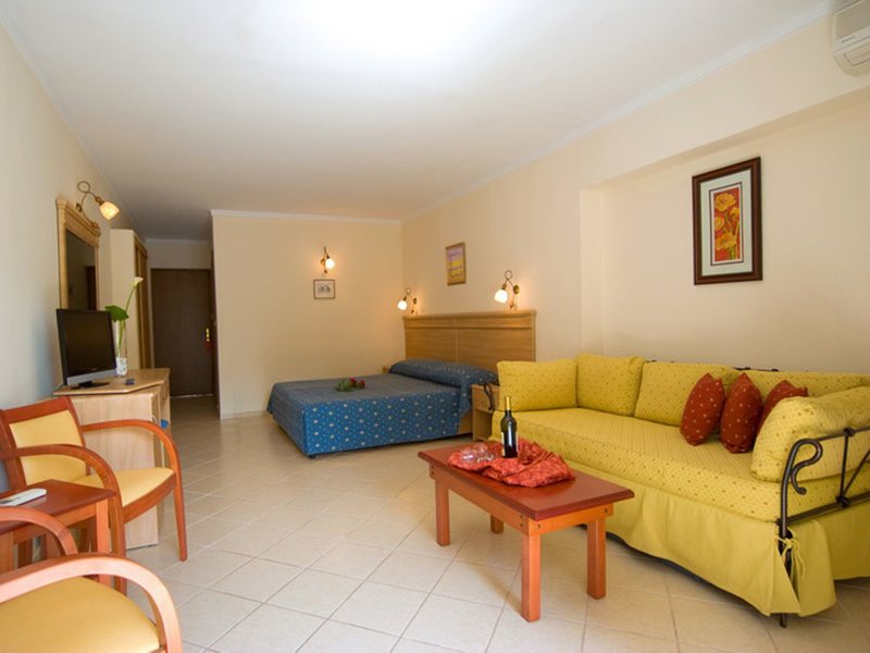 Porfi Beach Hotel 251606