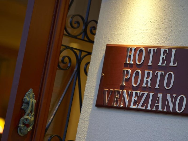 Porto Veneziano Hotel & Suites 255489