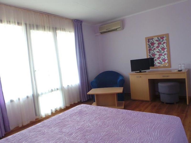 Rai Hotel  317705