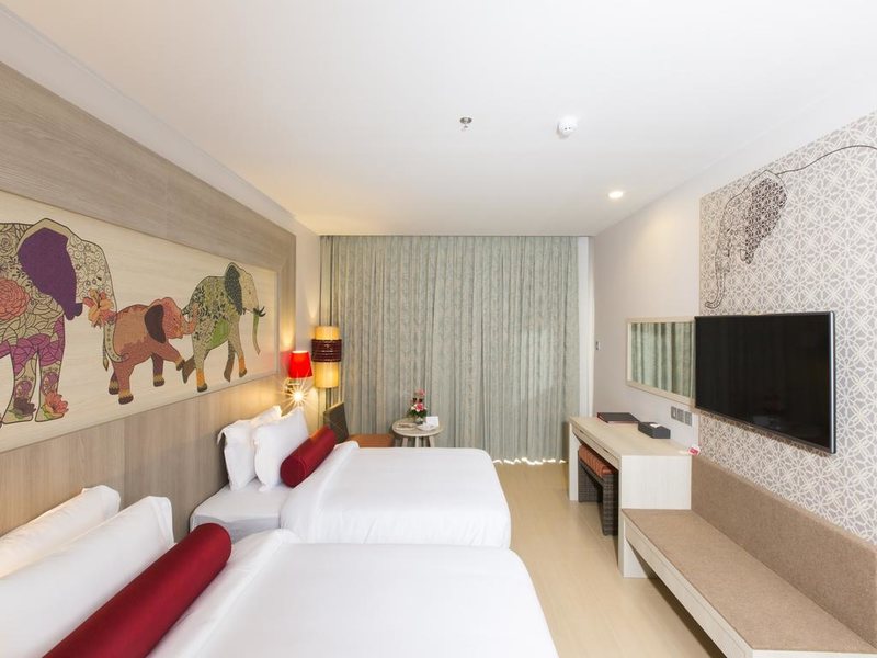 Ramada Phuket Deevana 210100