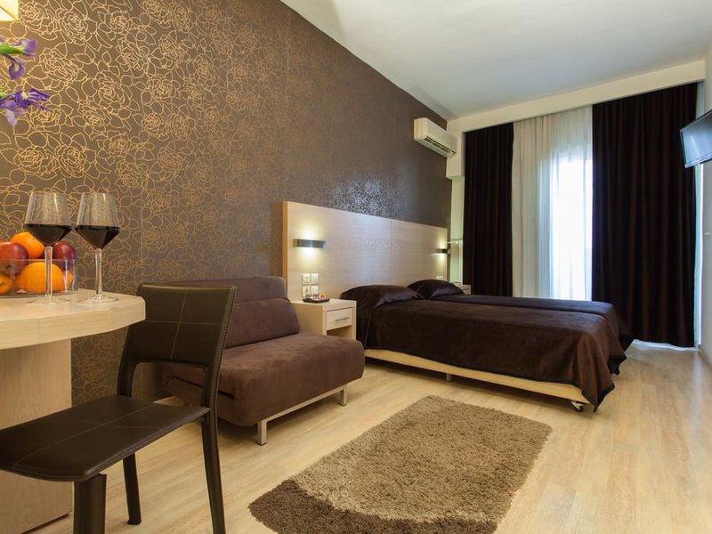 Rotonda Hotel 261860