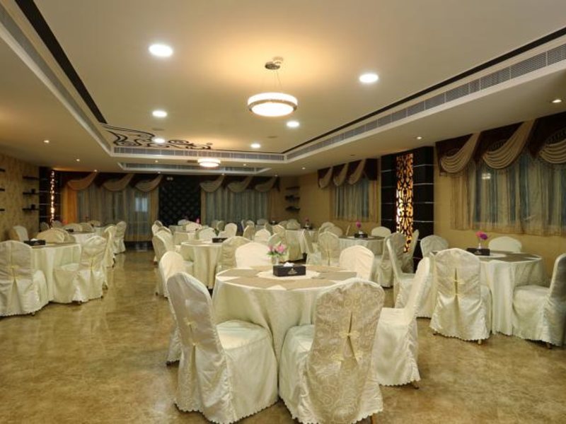 Royal Grand Suite Hotel 118631