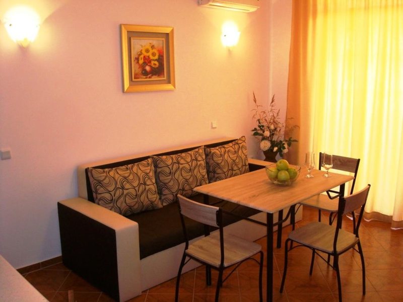 Saint Elena Apartcomplex 317790