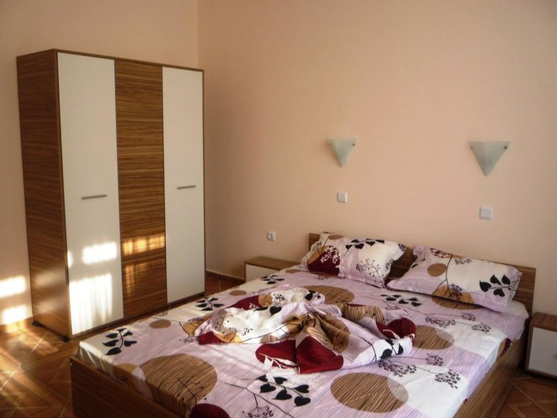 Saint Elena Apartcomplex 317794