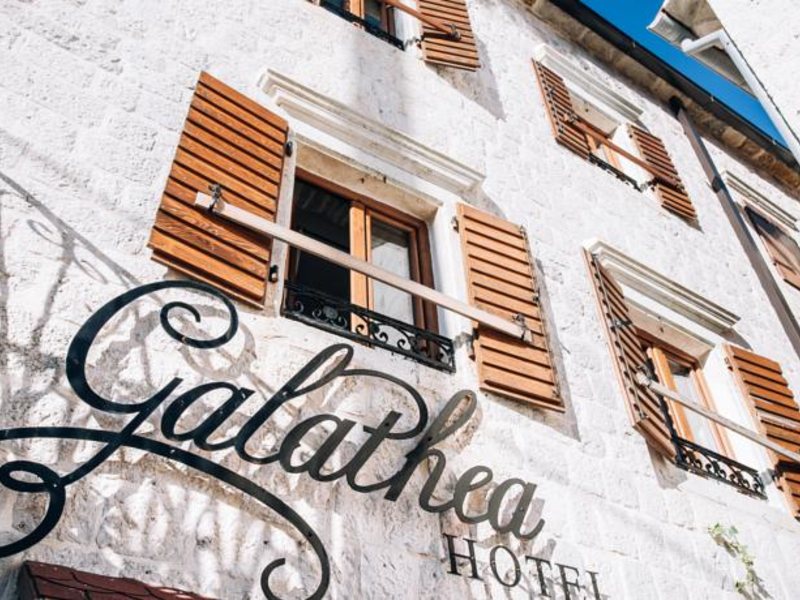 Small Art Hotel Galathea 93135