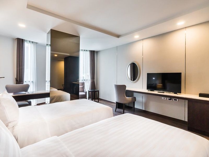 SureStay Plus Sukhumvit 2 by Best Western 239580