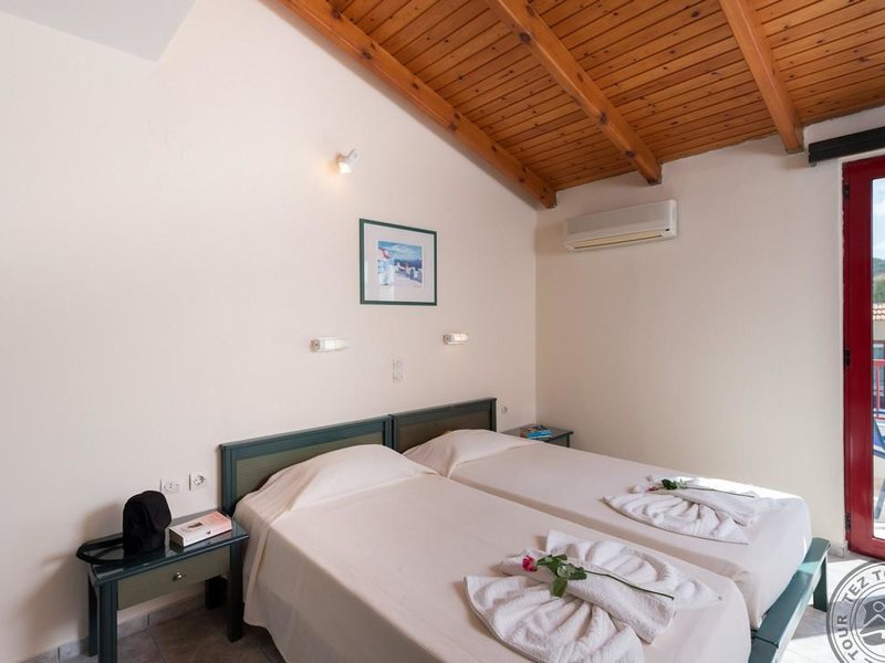 Thalassi Hotel Apartments 285283