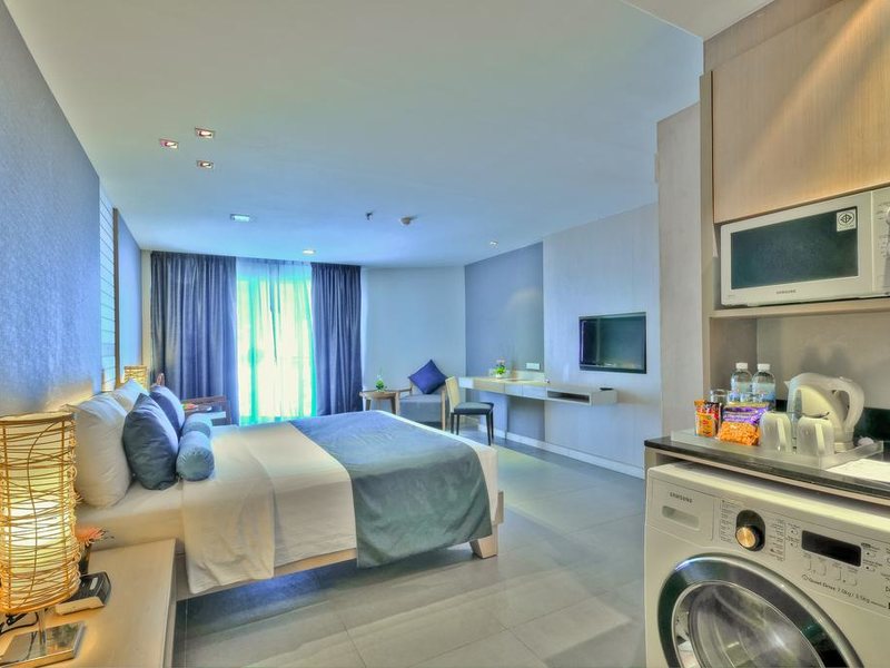 The ASHLEE Heights Patong Hotel & Suites (ex 211521