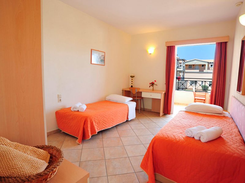 Thinalos Apart Hotel 262542