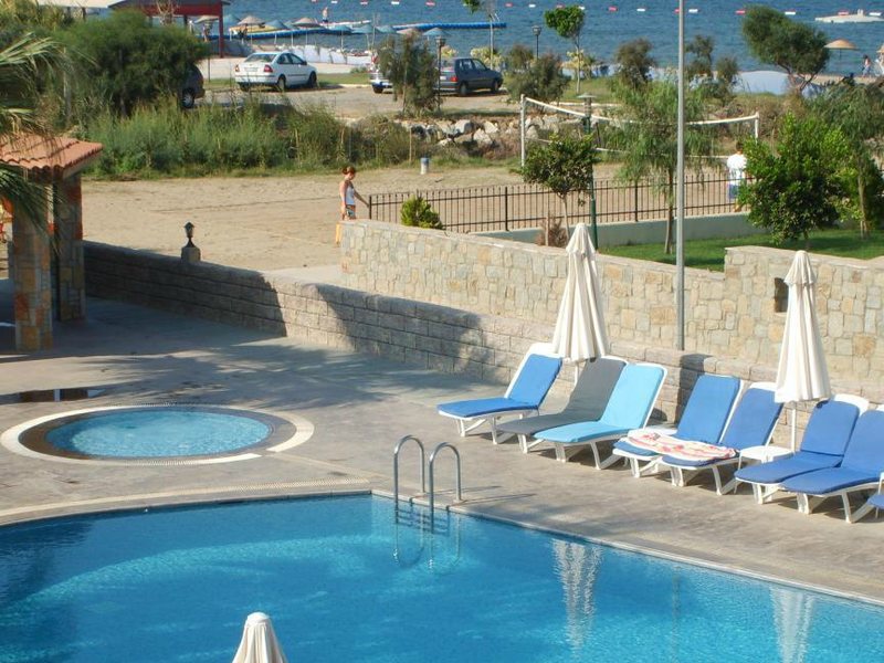 Tiana Beach Resort (ех 161892