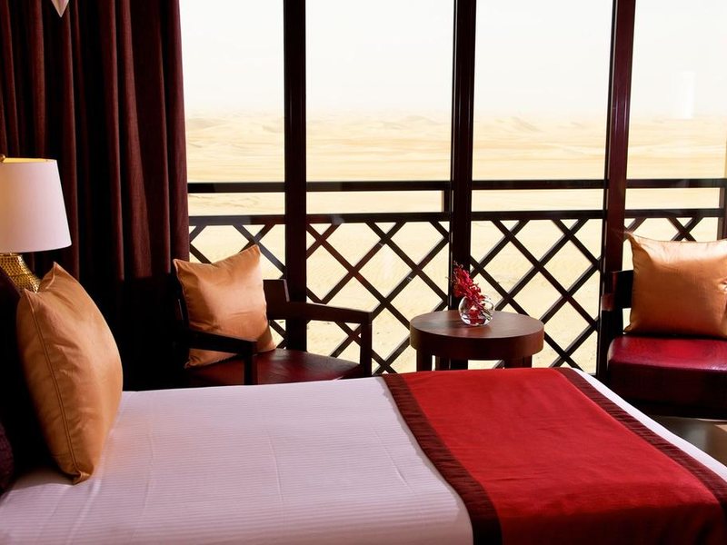 Tilal Liwa Hotel - Madinat Zayed 297010