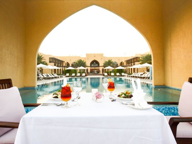 Tilal Liwa Hotel - Madinat Zayed 297011