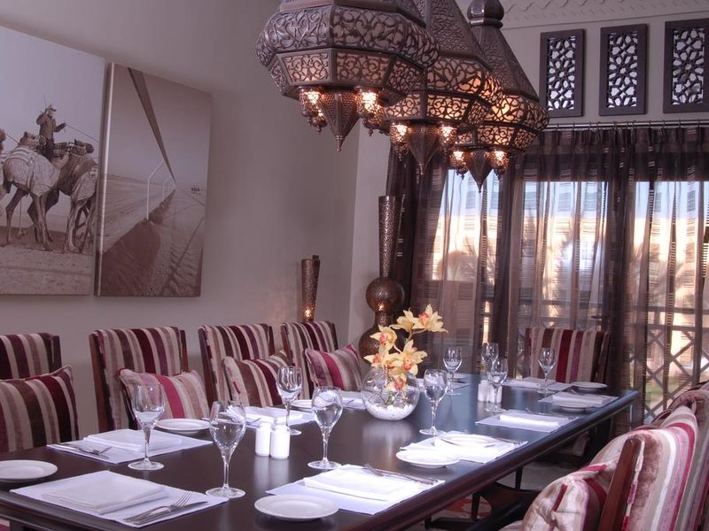 Tilal Liwa Hotel - Madinat Zayed 297022