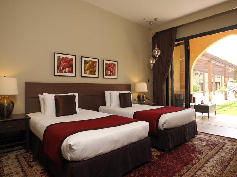 Tilal Liwa Hotel - Madinat Zayed 297036