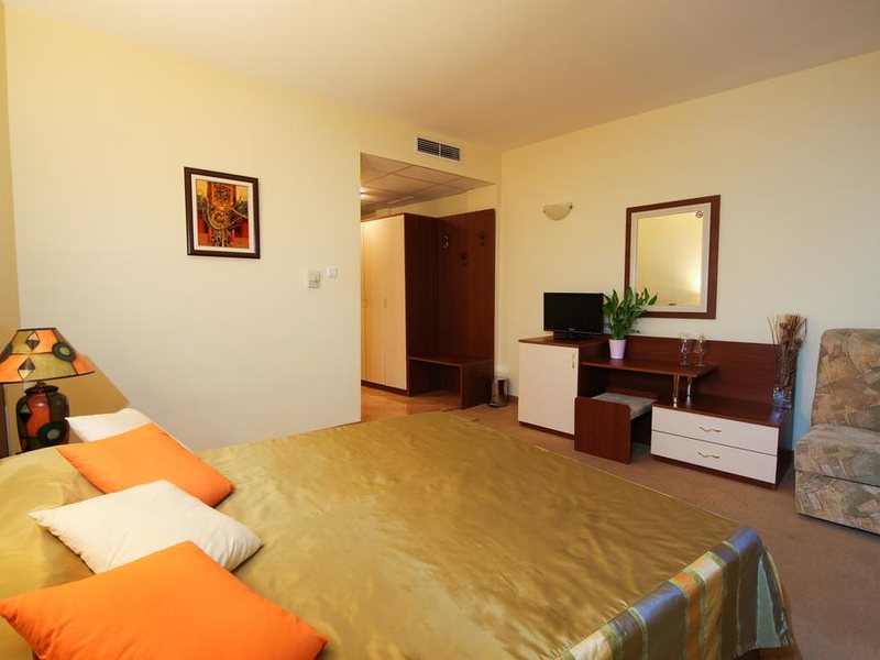 Veris Hotel  169295