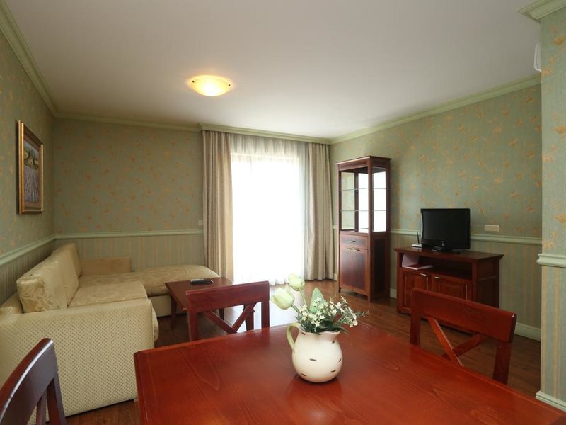 Villa Alegra Apt 175396