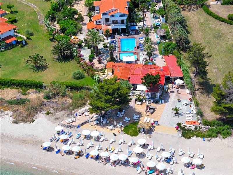 Villa George (Hotel Apartments) 262743