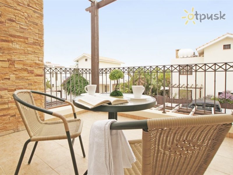 Villas2Let Agia Thekla 292918