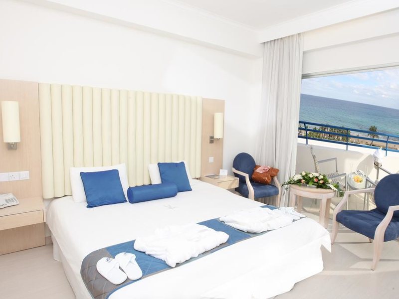 Vrissiana Beach Hotel 305179