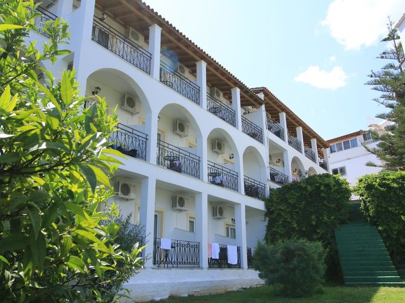 Yannis Hotel 252490