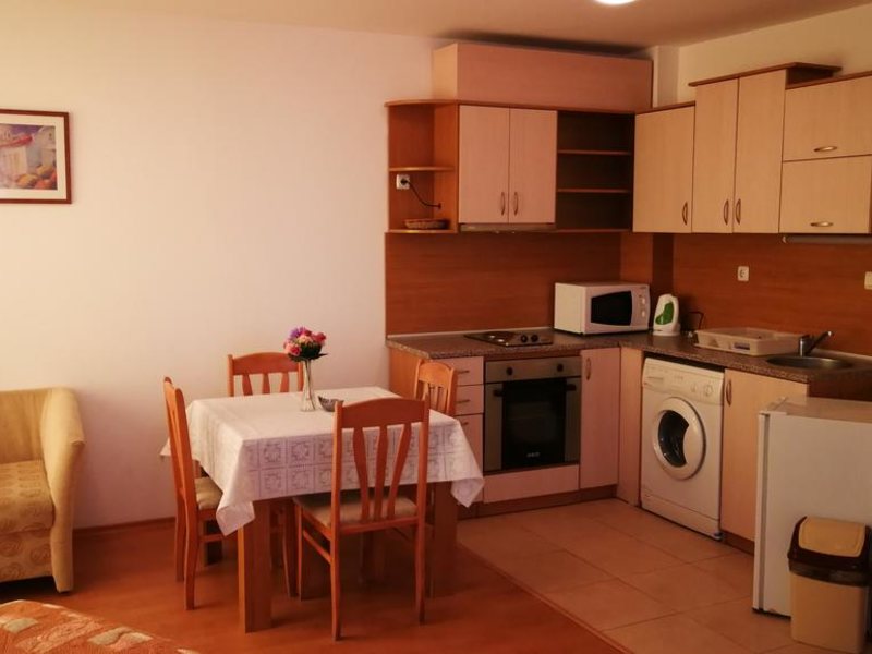 Yassen Apartaments  315034