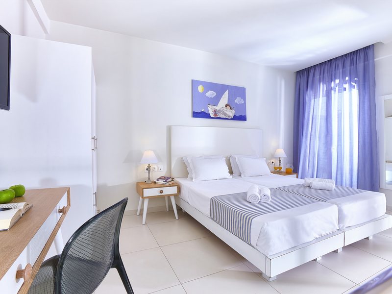 Zephyros Beach Boutique Hotel 102136