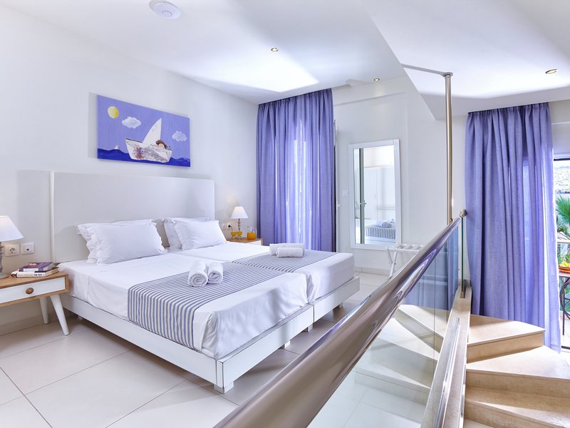 Zephyros Beach Boutique Hotel 102137